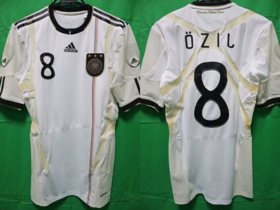 2010-2011 Germany National Team Player Jersey Home Ozil #8