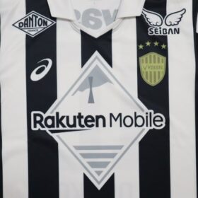 2025 Vissel Kobe 30th Anniversary Jersey Osako #10 - Image 4
