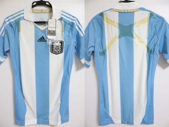 2011-2012 Argentina National Team Player Techfit Jersey Home