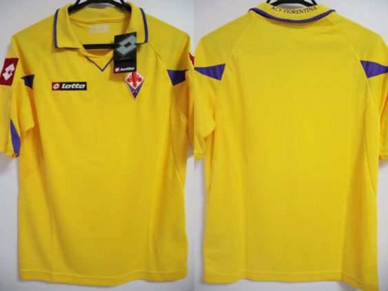 2010-2011 Fiorentina Jersey Third
